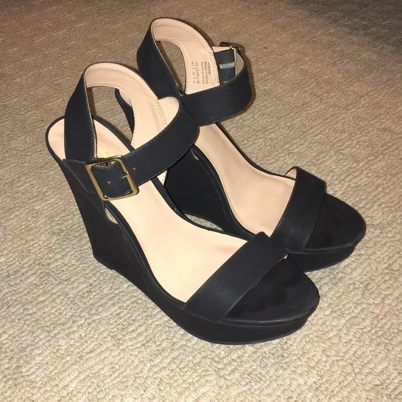 Mix No. 6 Shoes - Black suede wedges
